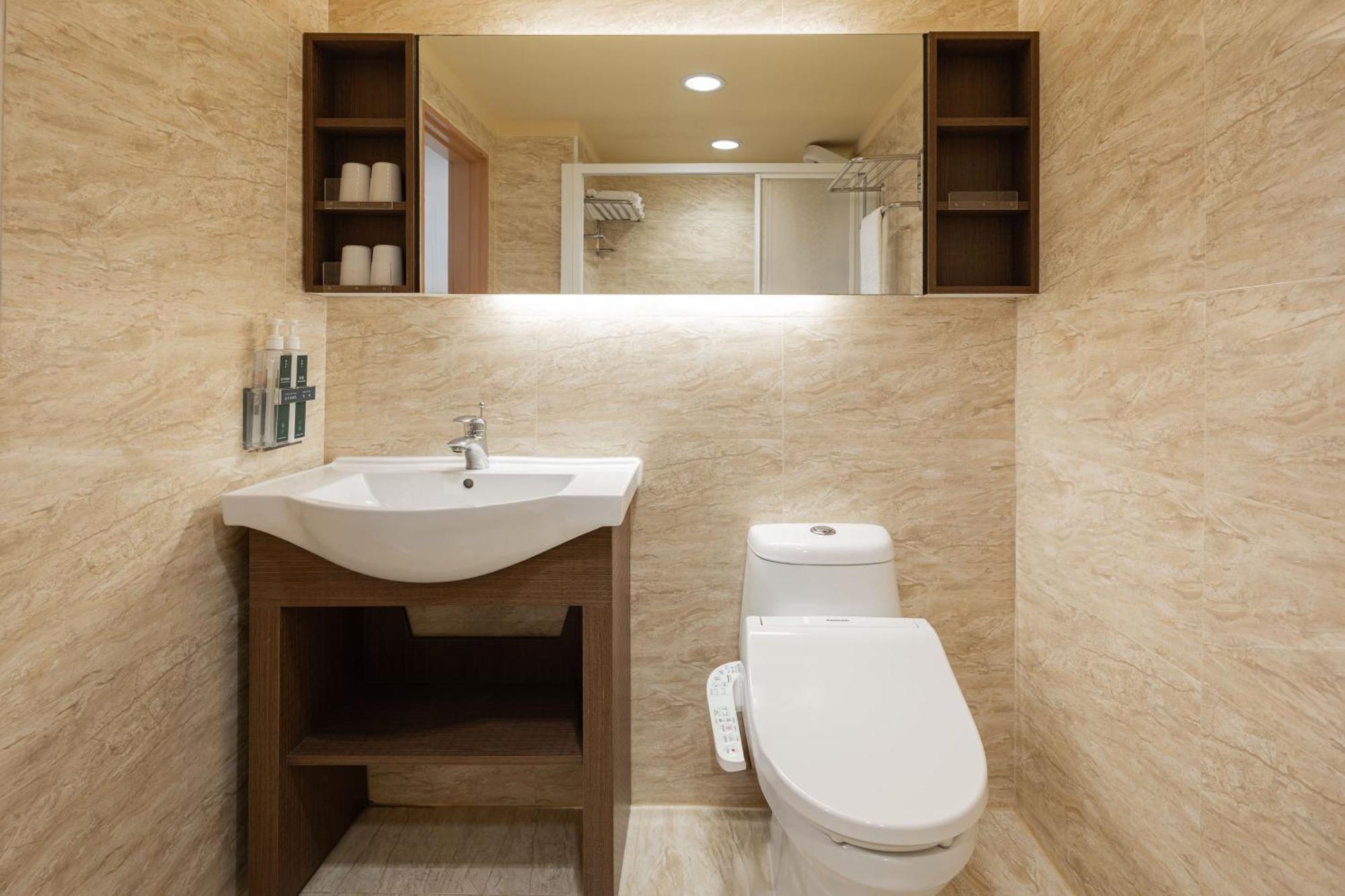 Kindness Hotel - Houyi Jiuru Kaohsiung Quarto foto
