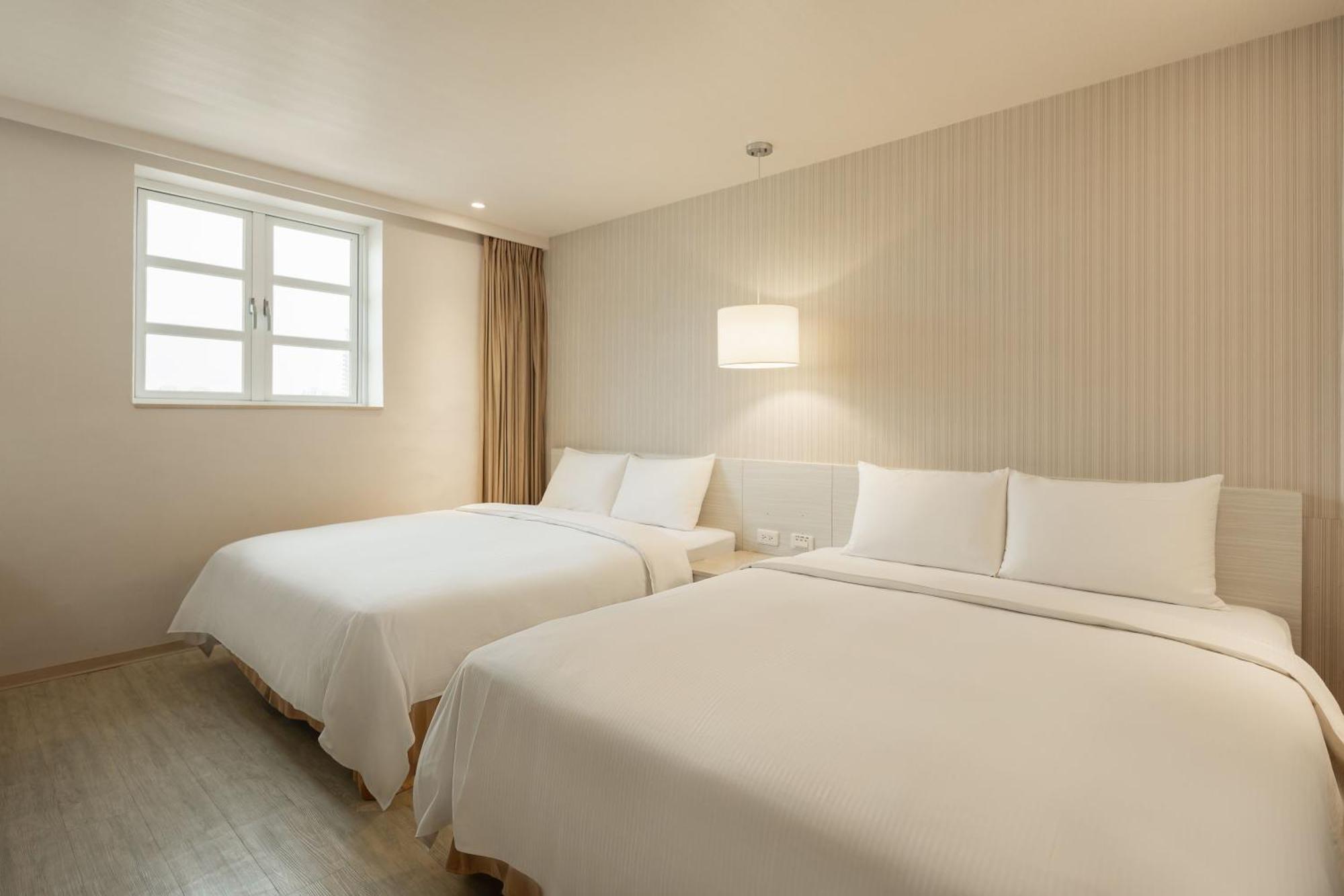 Kindness Hotel - Houyi Jiuru Kaohsiung Quarto foto